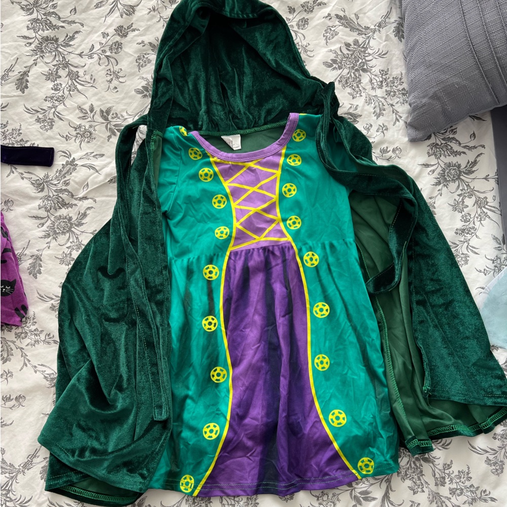 Winnifred Sanderson Hocus Pocus Costume Size 3T